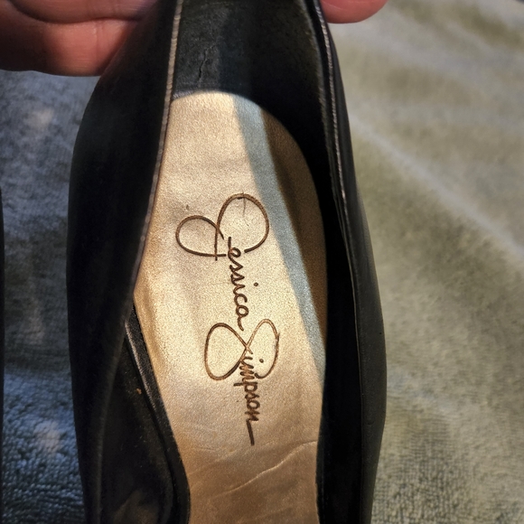 Jessica Simpson peep toe with two tone heel - Picture 6 of 8